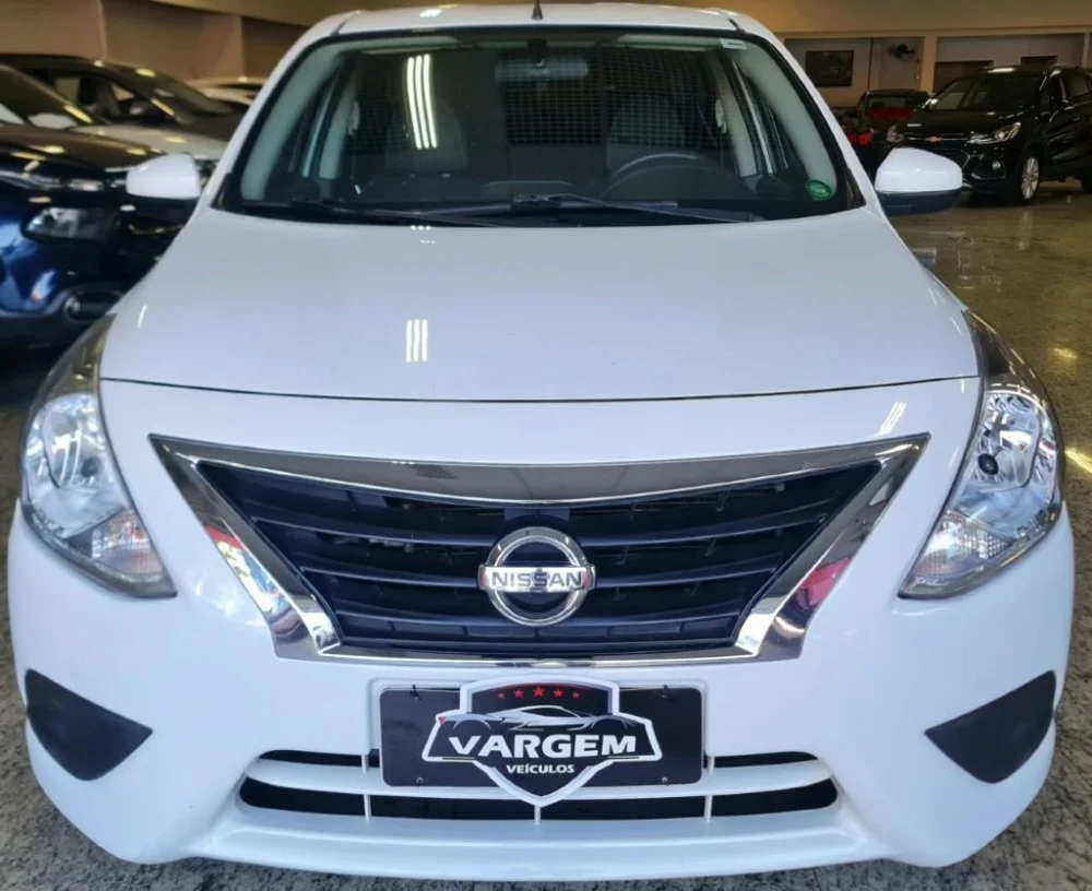 Nissan VERSA SV 1.6 16V FlexStart 4p Aut.
