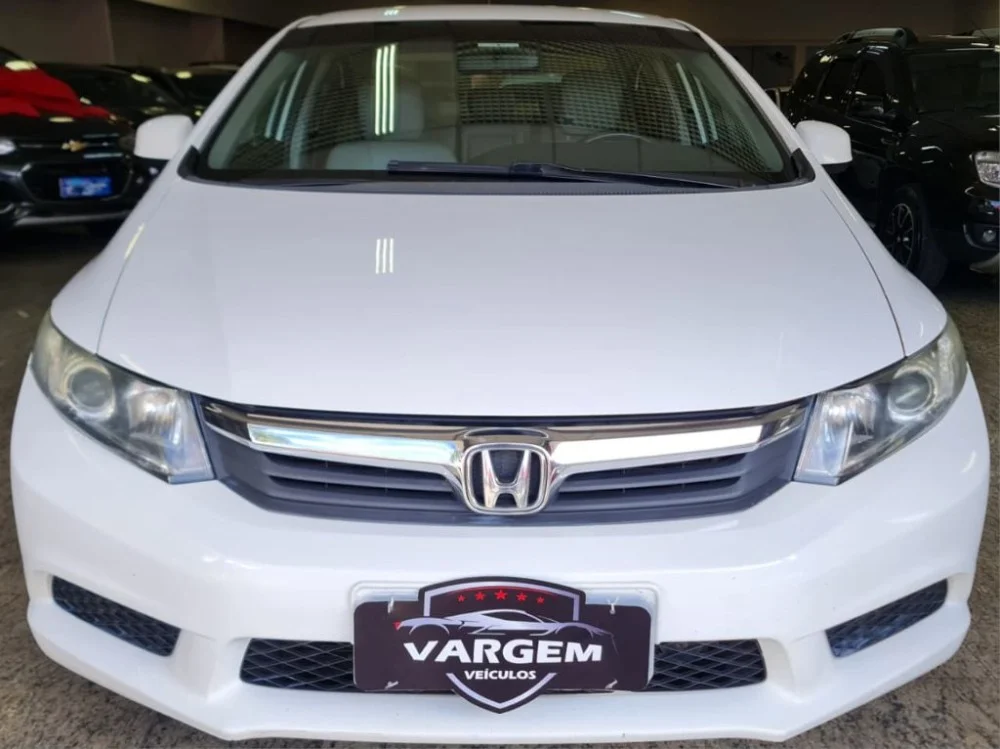Honda Civic Sedan LXS 1.8/1.8 Flex 16V Aut. 4p